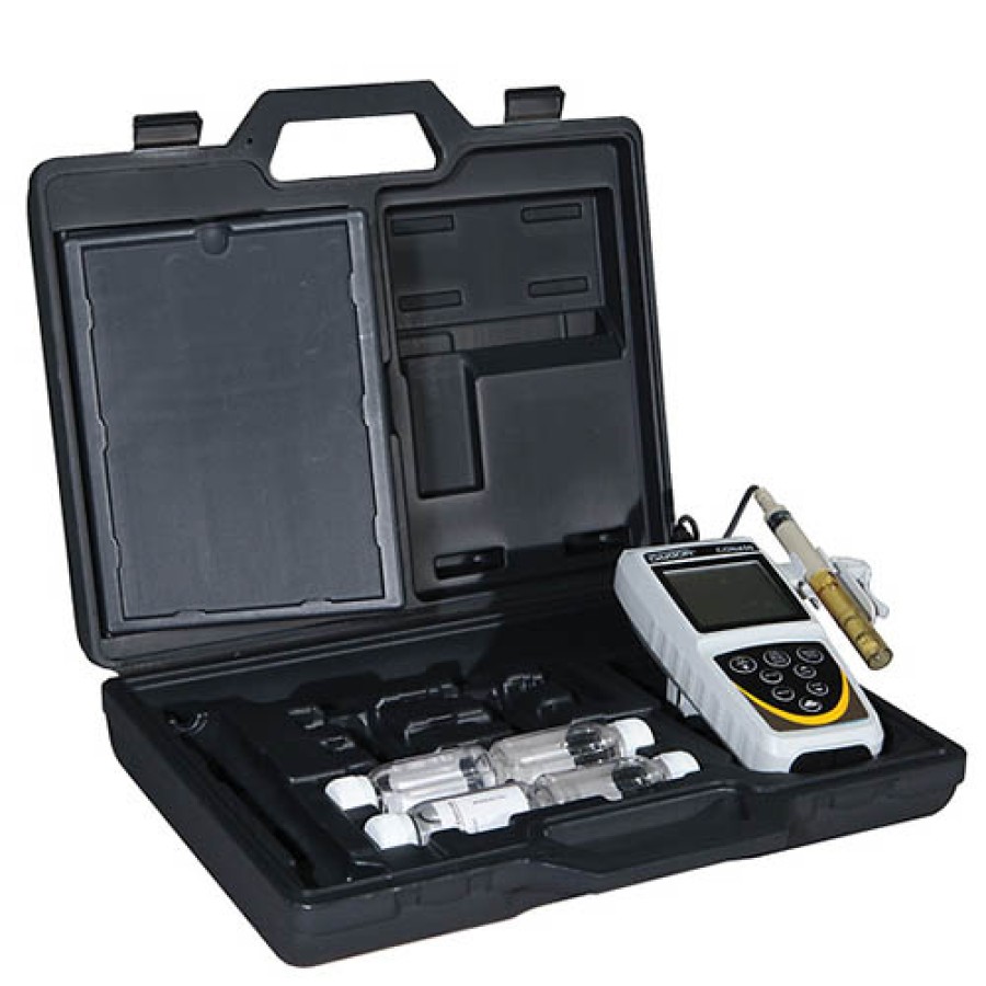 Oakton WD-35608-80 Eutech CON 450 Conductivity/TDS/Salinity/Temp. Meter Kit w/Probe, Cal. Solutions & Case